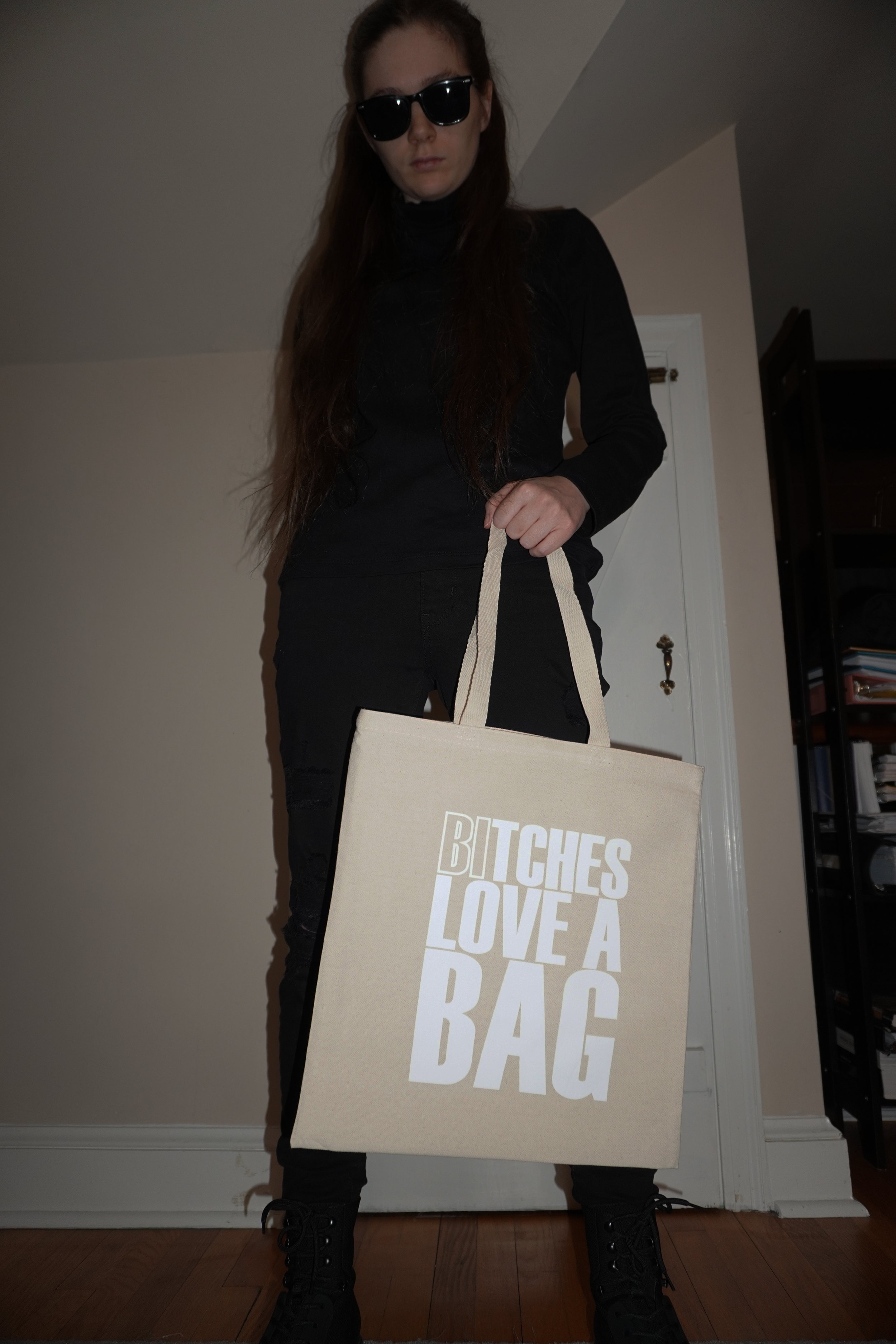 (BI) BITCHES LOVE A BAG LAVENDER