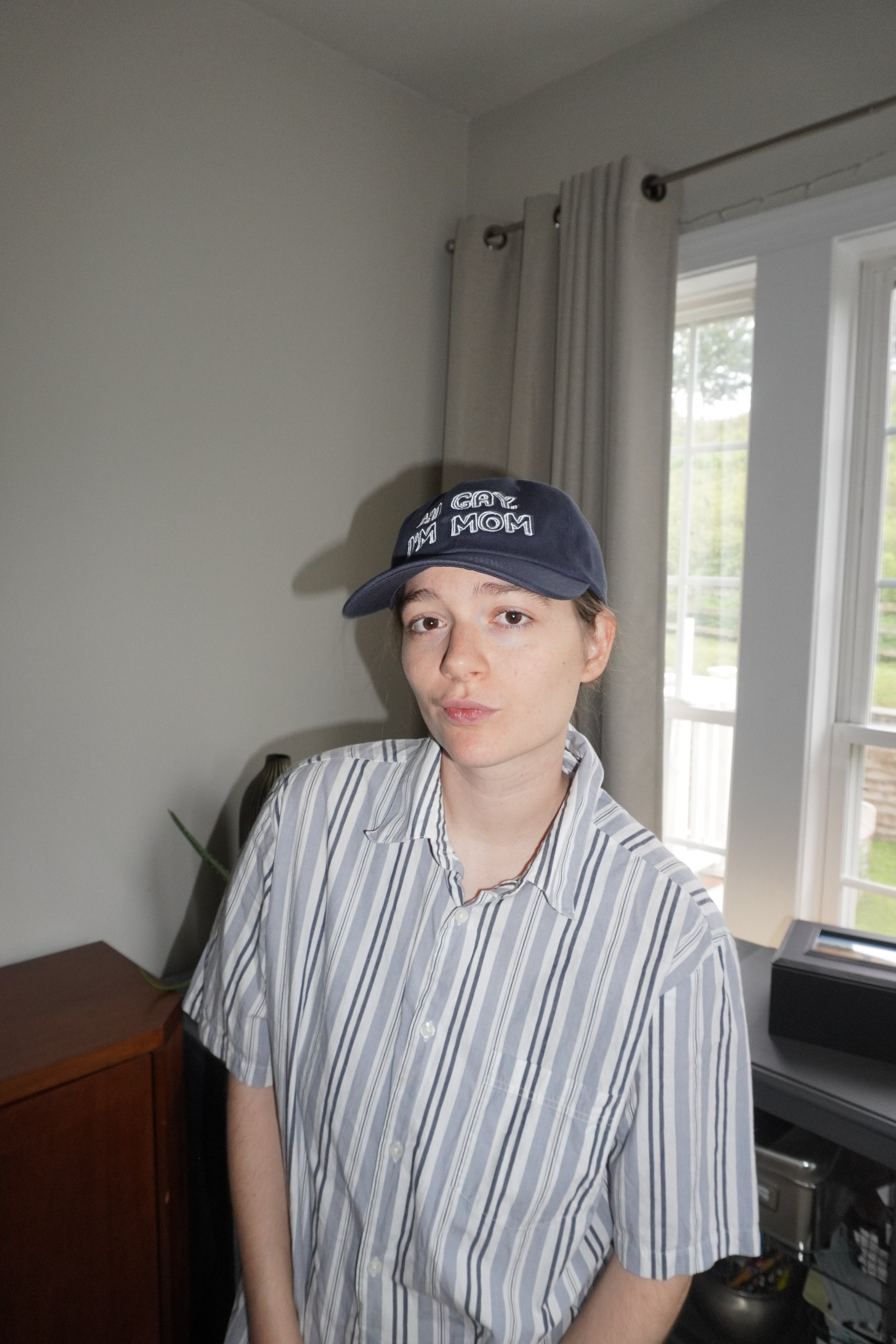 HI GAY, I'M MOM