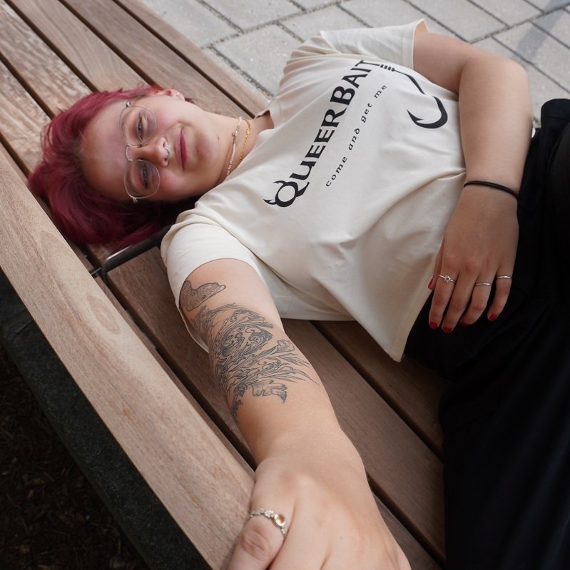 QUEERBAIT (CROP TOP)