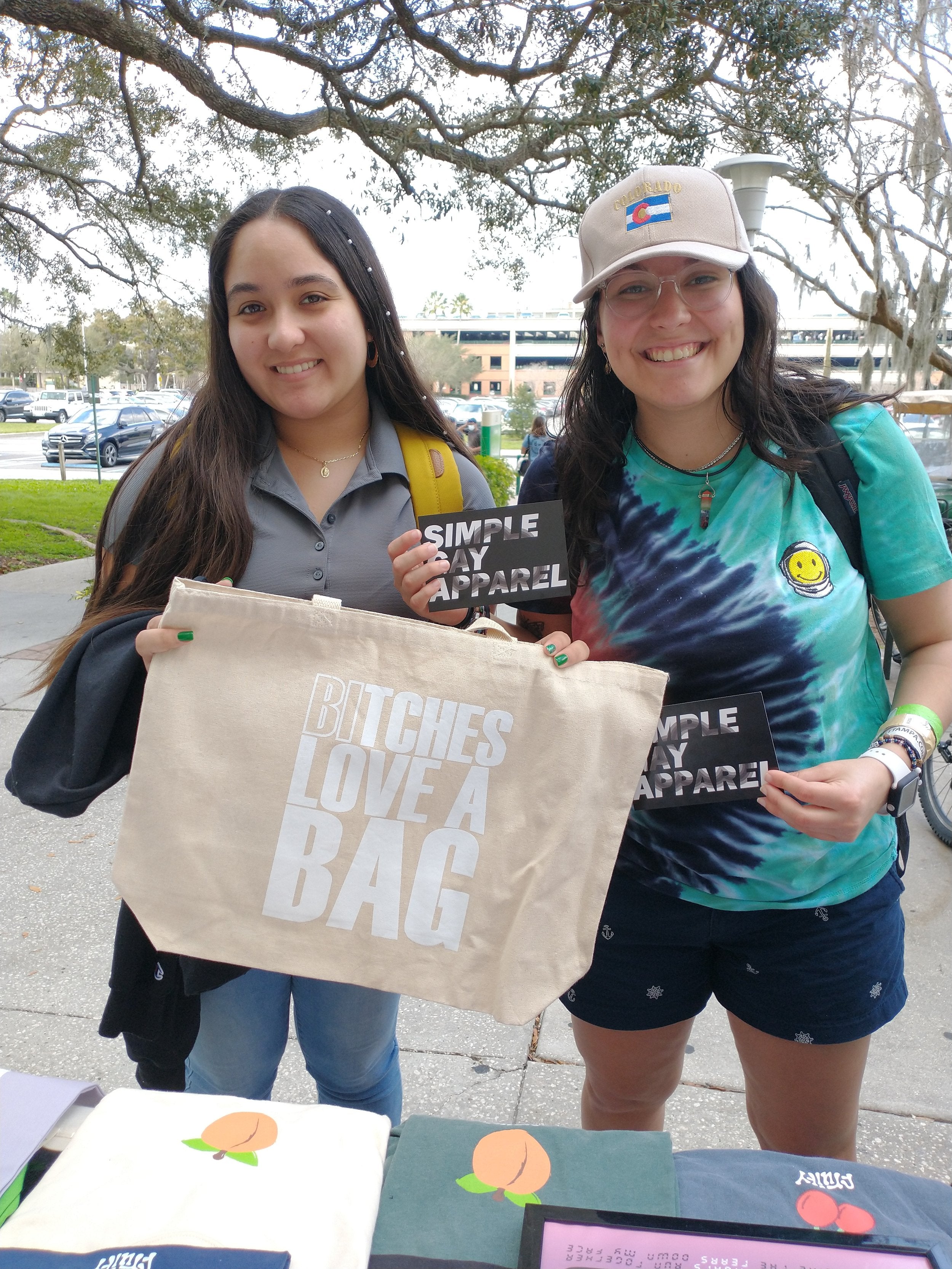 (BI) BITCHES LOVE A BAG