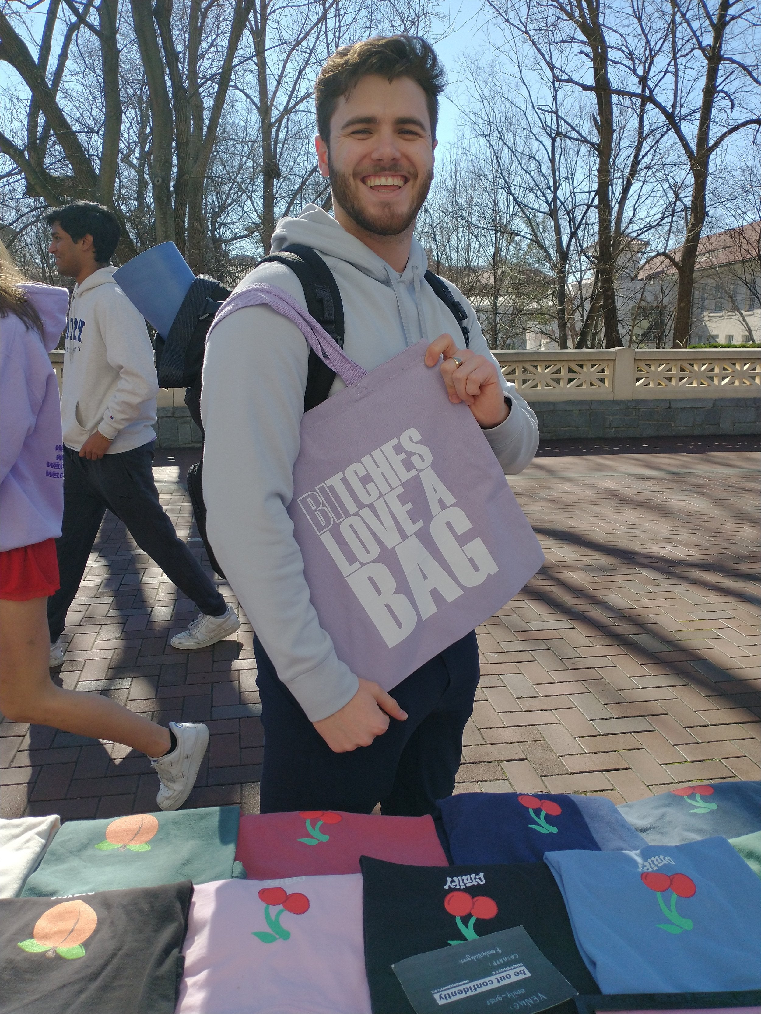 (BI) BITCHES LOVE A BAG LAVENDER