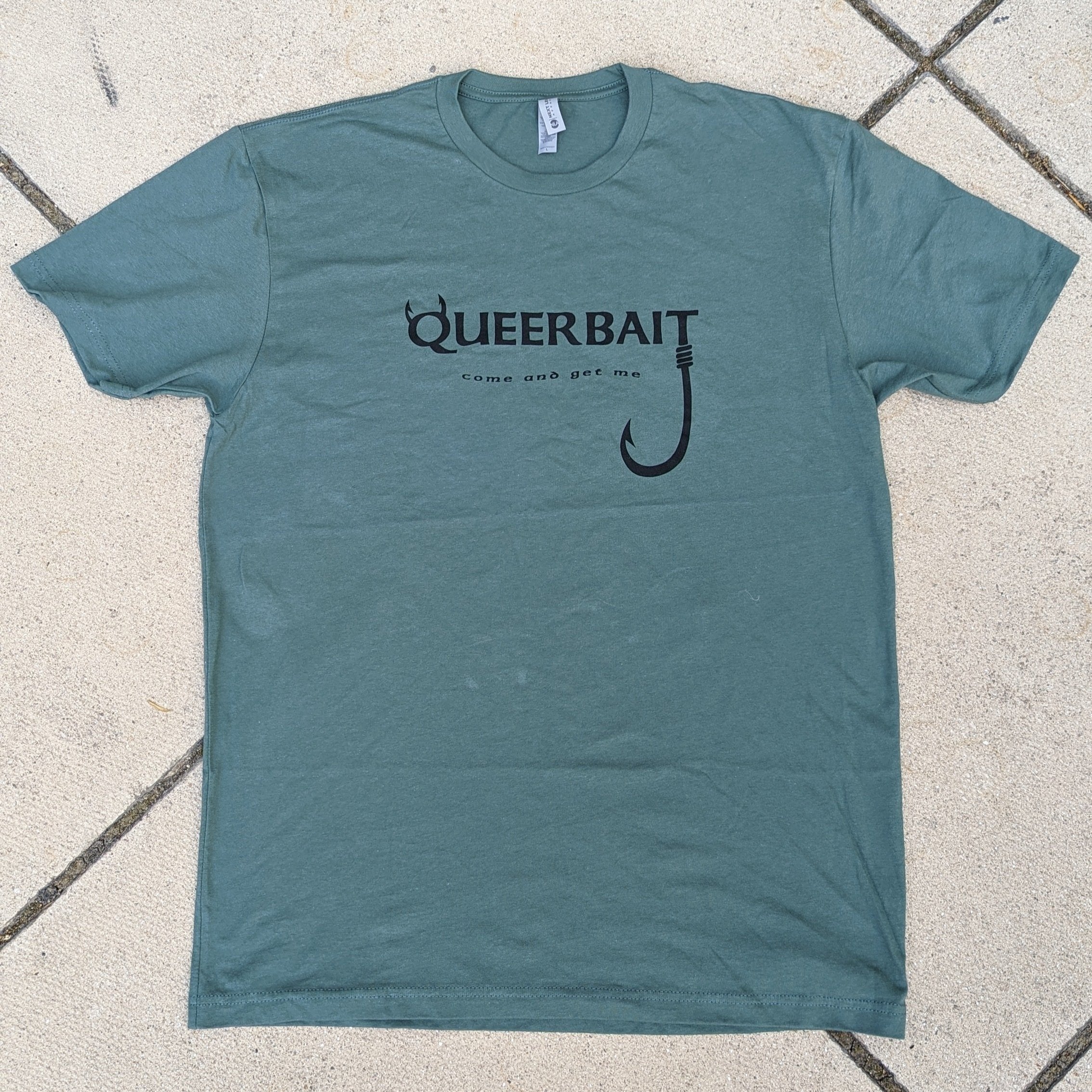 QUEERBAIT (TEE)
