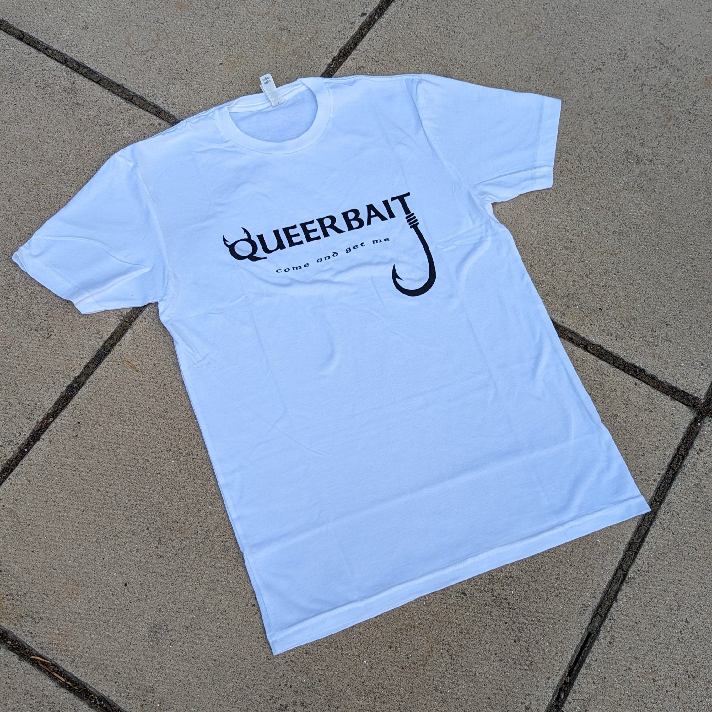 QUEERBAIT (TEE)