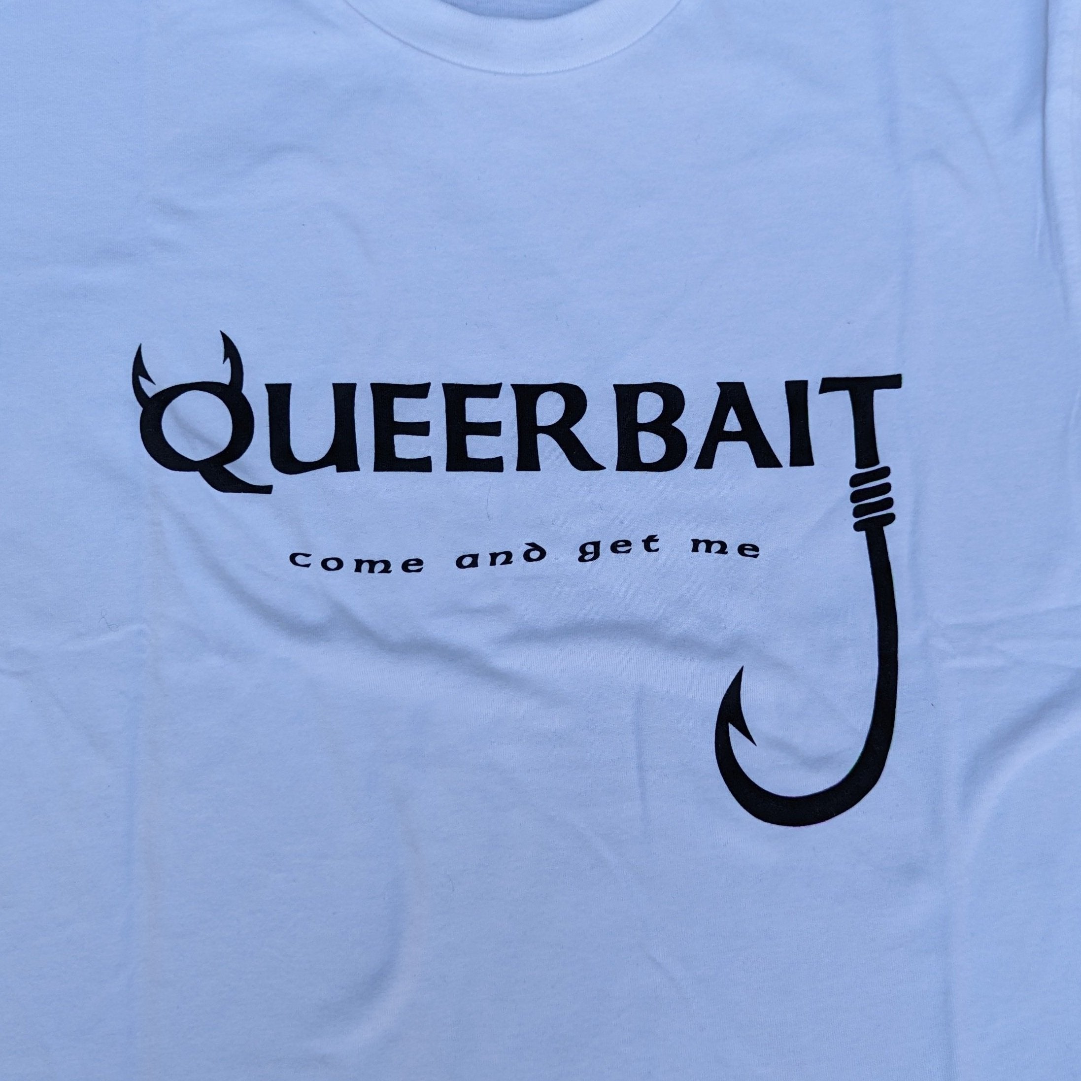 QUEERBAIT (TEE)